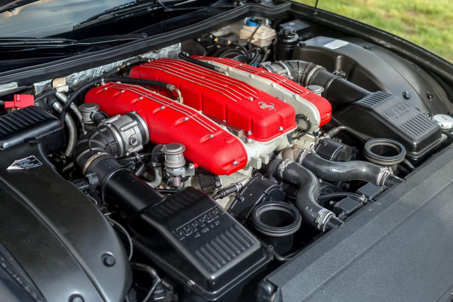  Ferrari 575 Superamerica Fiorano Handling Package 2005 года  (US) (фото 5 из 22)